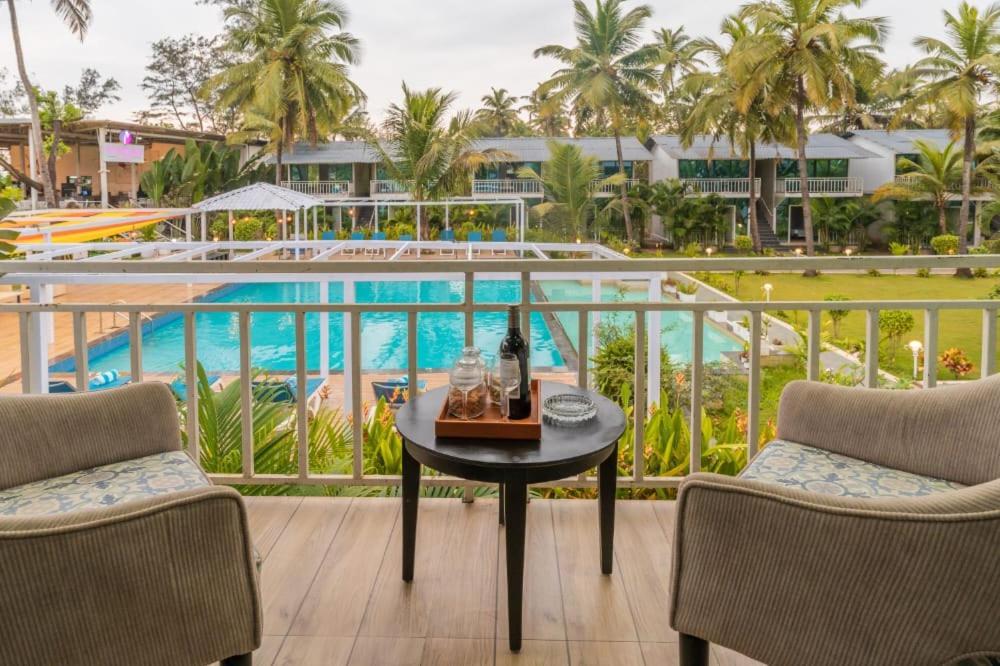Foxoso La Beach Resort & Spa กัวเก่า ภายนอก รูปภาพ