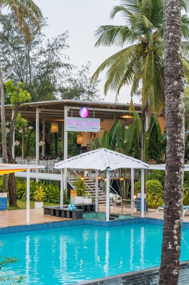 Foxoso La Beach Resort & Spa กัวเก่า ภายนอก รูปภาพ