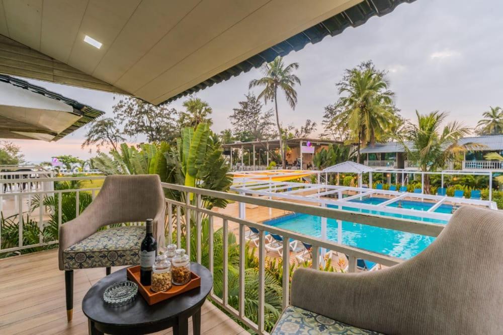 Foxoso La Beach Resort & Spa กัวเก่า ภายนอก รูปภาพ