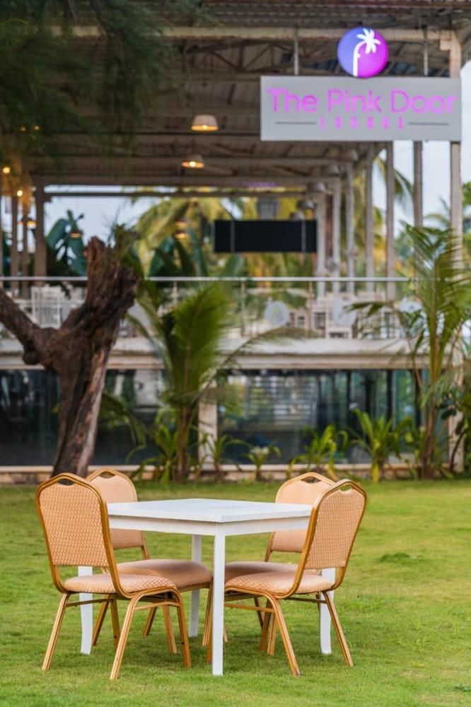 Foxoso La Beach Resort & Spa กัวเก่า ภายนอก รูปภาพ